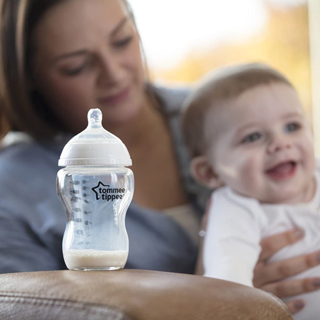 Tommee Tippee Closer To Nature Glass Feeding Bottle For 0 Months+ Babies 250ml