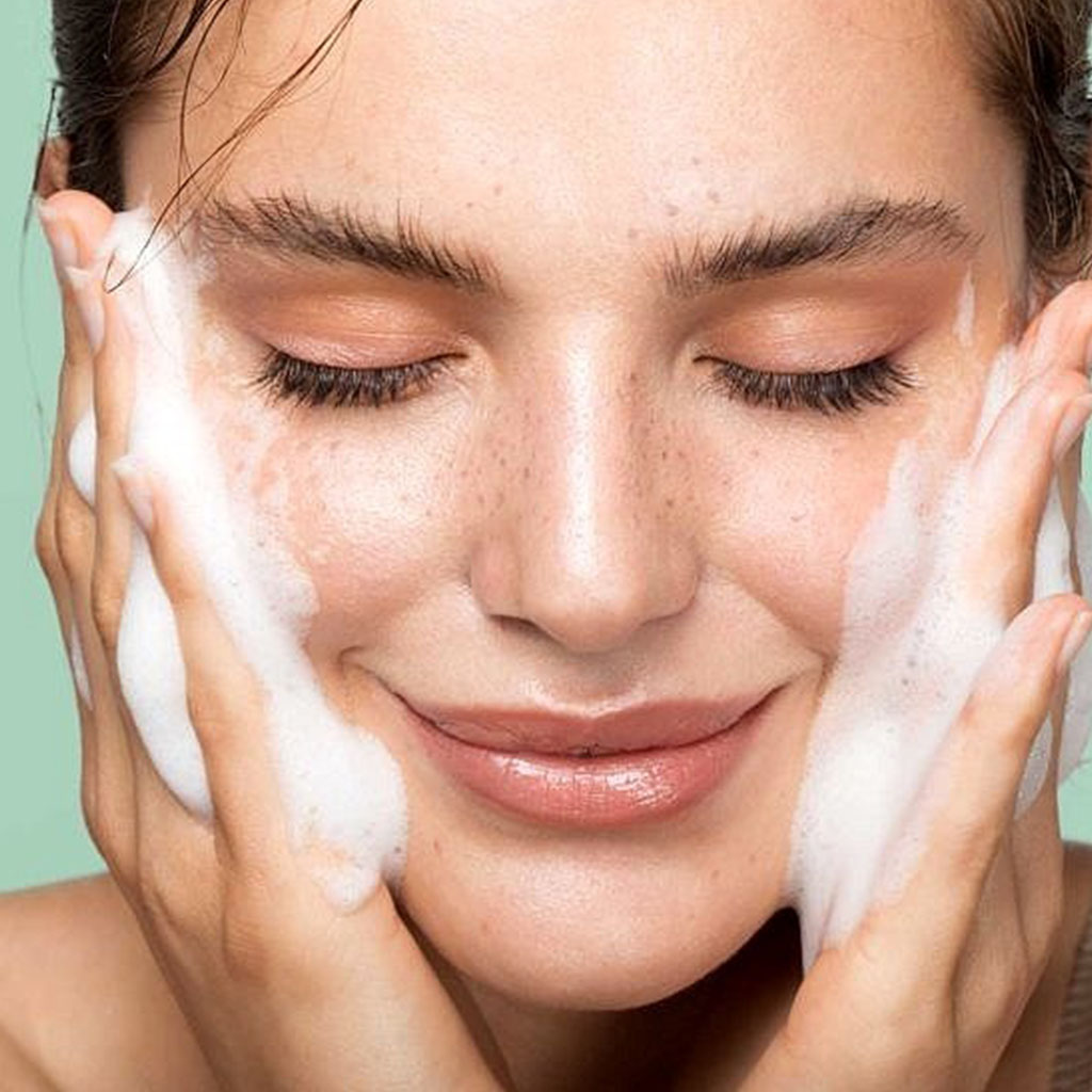 Biretix Cleanser Moisturizing, Mattifying & Purifying Cleansing Gel For Acne-Prone Skin 150ml