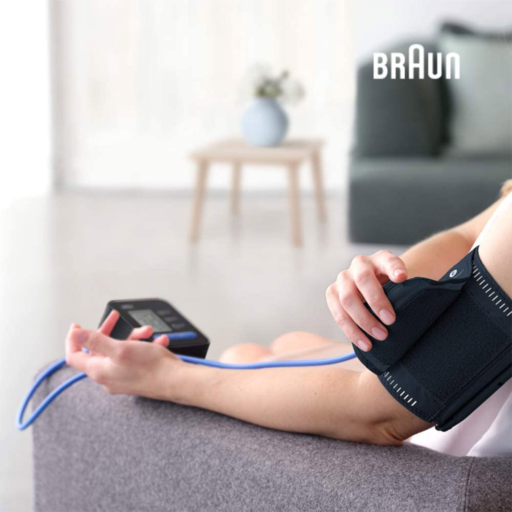 Braun ExactFit 1 Upper Arm Blood Pressure Monitor Model: BUA5000